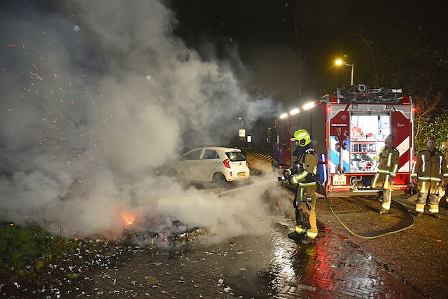 2024/2/20240101-01u33 GB 002 Buitenbrand Adelaarstraat.jpg